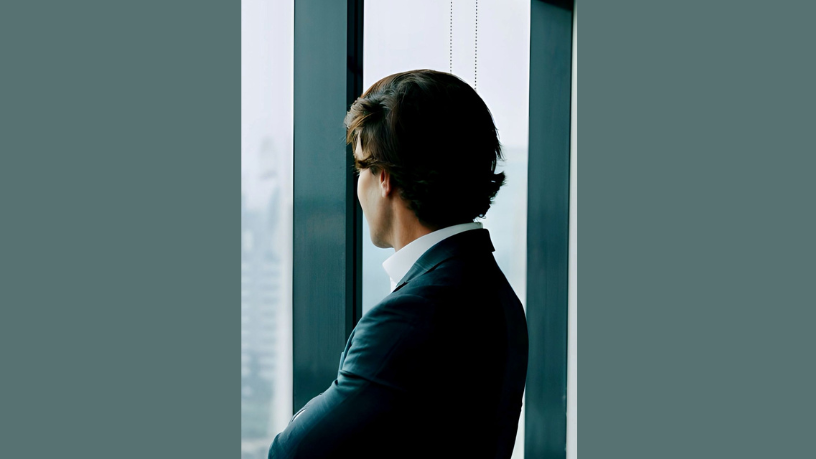 Resiliência emocional: a força invisível que sustenta a performance de longo prazo — por Ian dos Anjos Cunha.