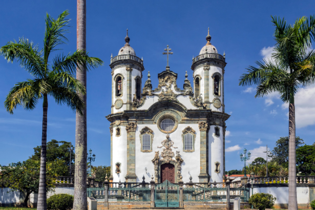 Jose Eduardo Oliveira e Silva reflete sobre São Francisco de Assis e a pobreza evangélica.