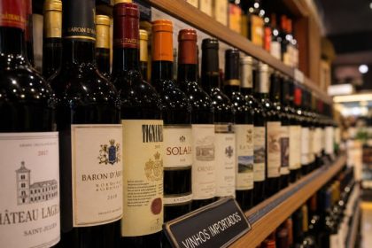 Acordo Mercosul e União Europeia reduz impostos sobre vinhos europeus e redesenha o mercado no Brasil
