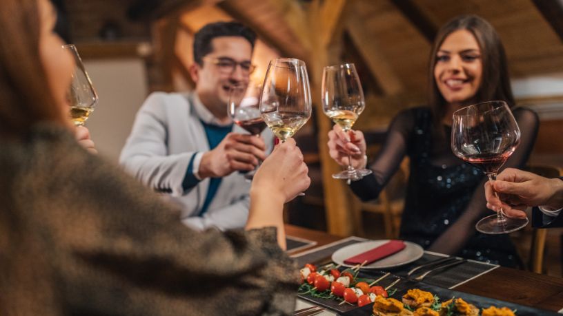 O Impacto das Bebidas Finas Regionais na Economia do Entretenimento e do Turismo Festivo